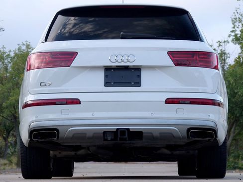 Used 2019 Audi Q7 3.0T Prestige w/ Prestige Package image 16