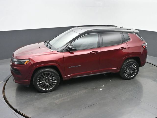 Used 2022 Jeep Compass High Altitude AWD/4WD image 39