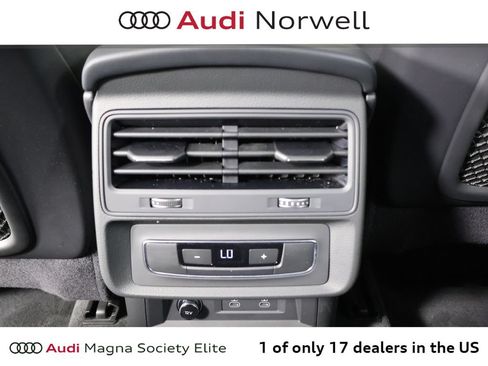 Used 2024 Audi Q7 2.0T Premium w/ Convenience Package AWD/4WD image 25