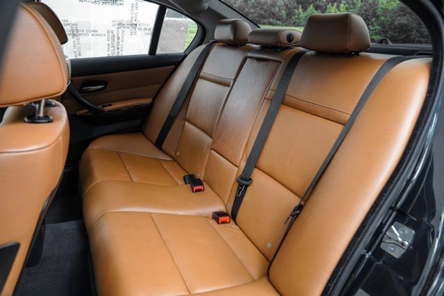 Used 2010 BMW 328i Sedan RWD image 34