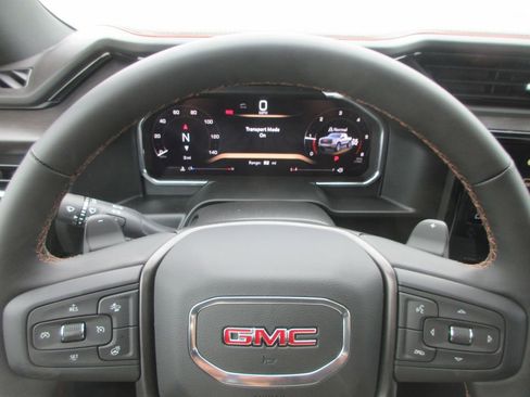 New 2026 GMC Sierra 1500 AT4 w/ AT4 Premium Package AWD/4WD image 18
