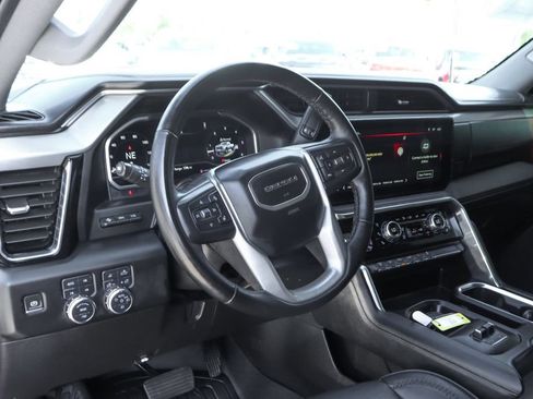 Used 2024 GMC Sierra 3500 Denali w/ Denali Reserve Package AWD/4WD image 18