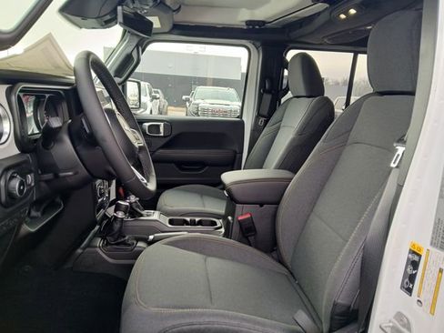 New 2026 Jeep Wrangler Sahara image 10