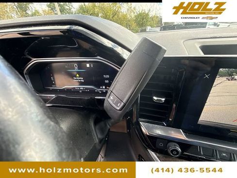 Certified 2022 Chevrolet Silverado 1500 RST image 16