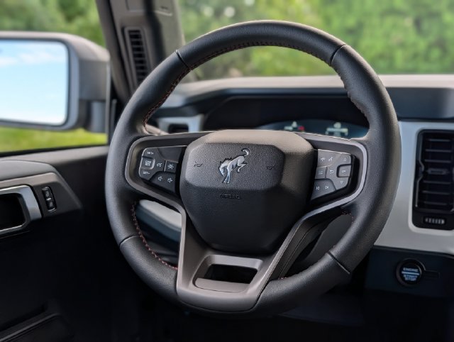 New 2026 Ford Bronco Heritage Edition AWD/4WD image 9