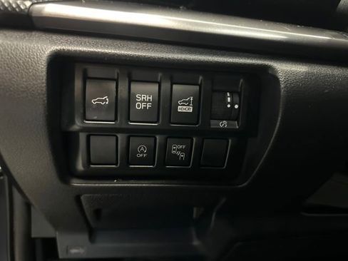 Used 2023 Subaru Forester Premium image 20