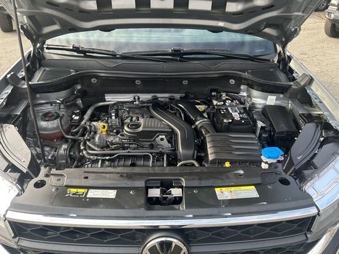 Used 2023 Volkswagen Taos S image 11