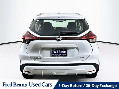 Used 2023 Nissan Kicks SV FWD image 7