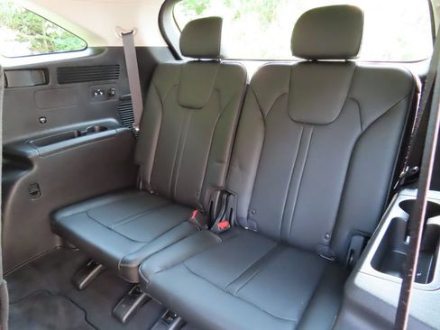 Certified 2023 Kia Sorento S w/ Panoramic Sunroof Package AWD/4WD image 33