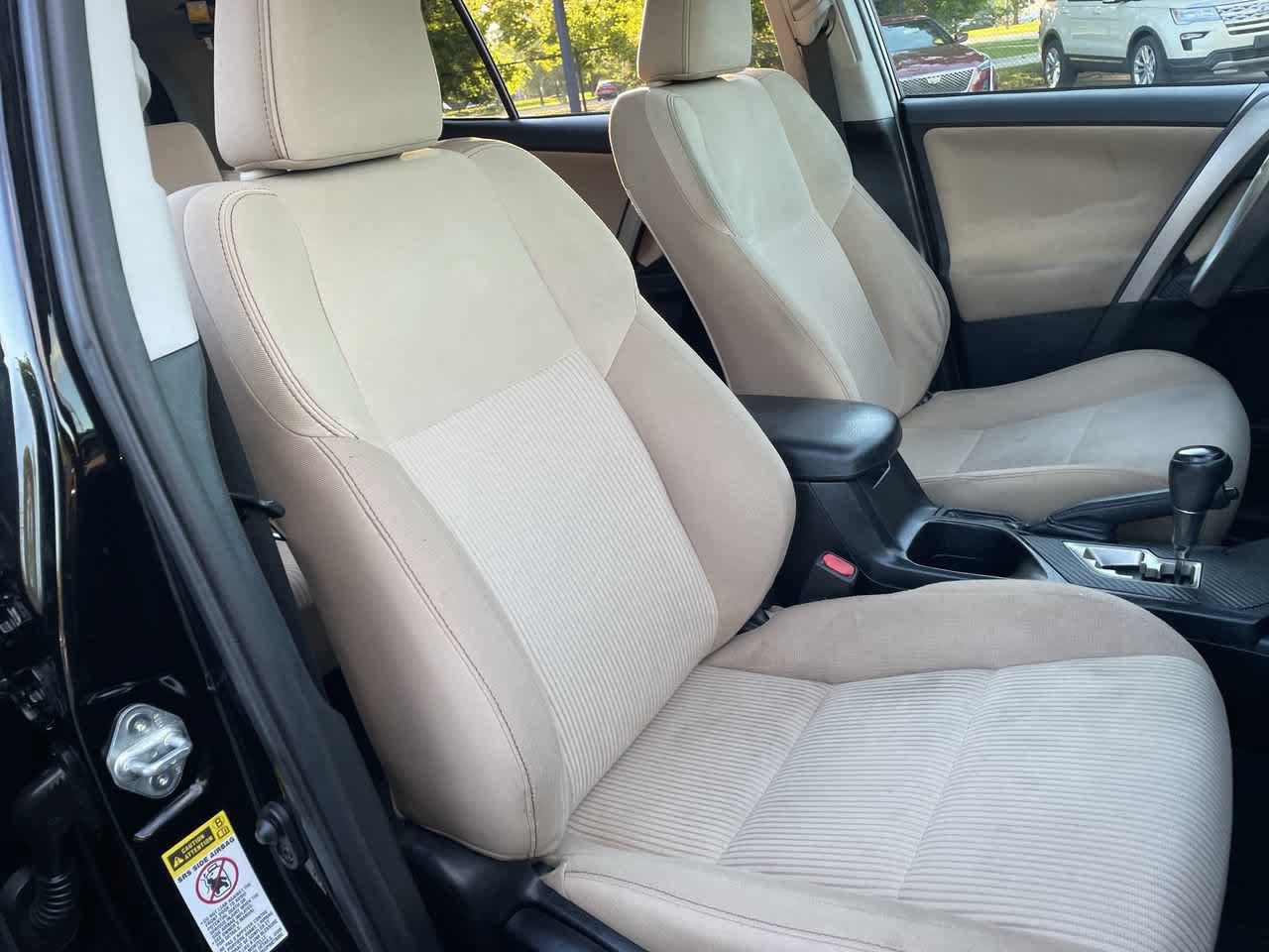 Used 2014 Toyota RAV4 XLE AWD/4WD image 14
