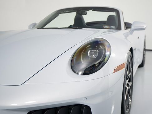 Certified 2026 Porsche 911 GTS image 45