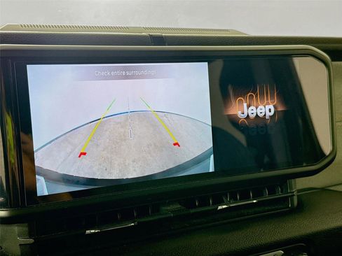 Used 2025 Jeep Wrangler Sport S image 7