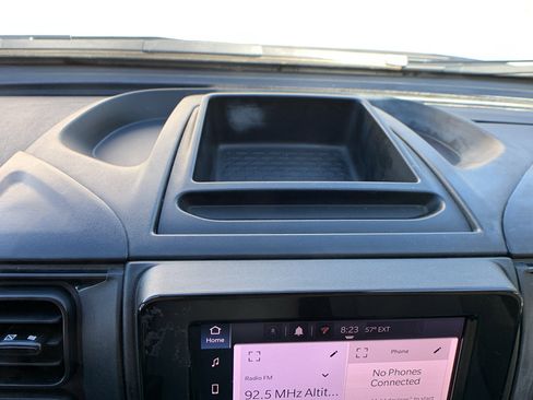 Used 2025 RAM ProMaster 2500 w/ Convenience Group image 20