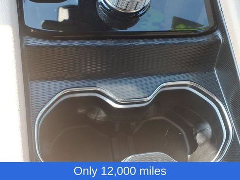 Certified 2025 Jeep Grand Cherokee L Limited AWD/4WD image 18