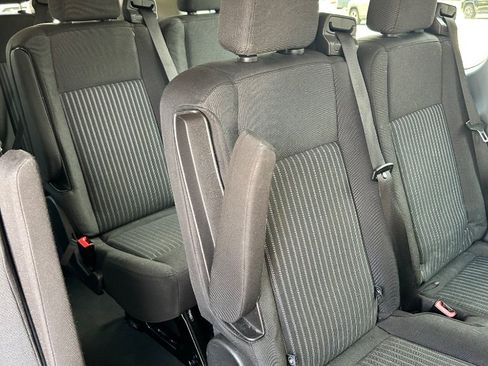 Used 2017 Ford Transit 350 XLT RWD image 12
