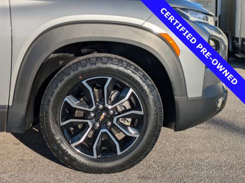 Used 2023 Chevrolet TrailBlazer ACTIV w/ Convenience Package image 11