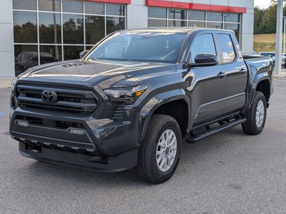 New 2025 Toyota Tacoma SR5