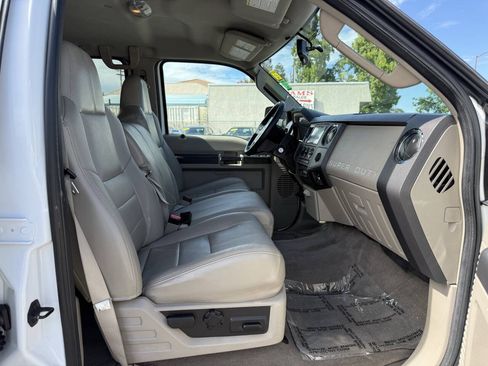 Used 2010 Ford F250 XLT AWD/4WD image 12