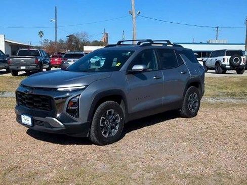 Certified 2025 Chevrolet Equinox ACTIV w/ Safety and Technology Package FWD image 4