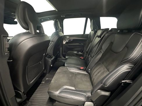 Used 2018 Volvo XC90 T6 R-Design w/ Convenience Package image 12