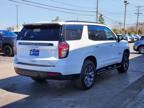 Used 2024 Chevrolet Tahoe Z71 w/ Luxury Package AWD/4WD image 5