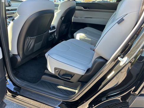 Used 2025 Hyundai Palisade SEL image 21