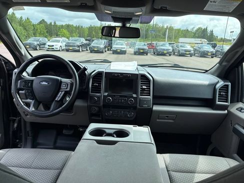 Used 2019 Ford F150 XLT w/ Equipment Group 302A Luxury AWD/4WD image 17