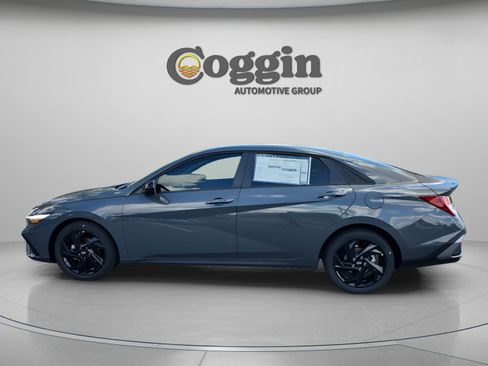 New 2026 Hyundai Elantra Sport FWD image 2