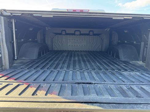 Used 2024 GMC Sierra 1500 Denali Ultimate image 31