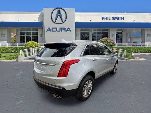 Used 2017 Cadillac XT5 Luxury FWD image 5
