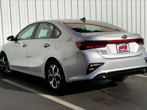 Used 2021 Kia Forte LXS FWD image 10