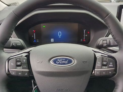 Used 2024 Ford Escape SE image 27