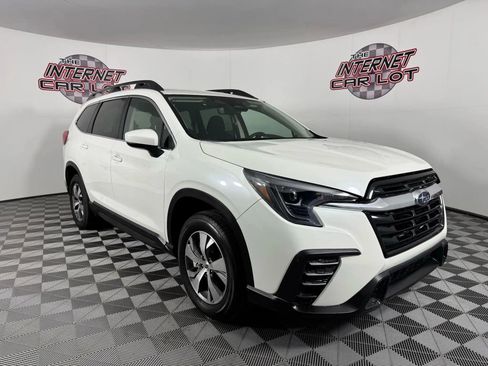 Used 2025 Subaru Ascent Premium AWD/4WD image 9
