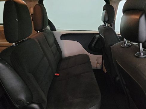 Used 2017 Dodge Grand Caravan SE w/ Power Window Group FWD image 19