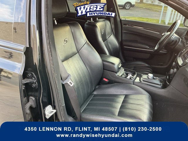 Used 2019 Chrysler 300 S AWD/4WD image 20