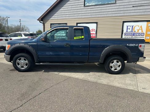 Used 2013 Ford F150 XLT w/ Mid Equipment Group AWD/4WD image 8