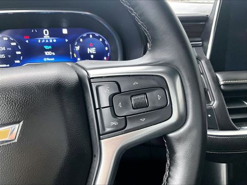 Used 2023 Chevrolet Tahoe Premier w/ Premium Package image 25