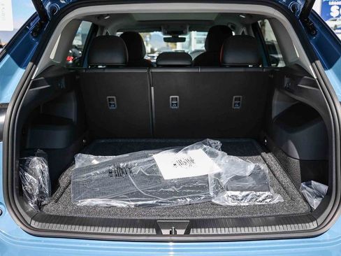 New 2026 Volkswagen Tiguan SE image 36