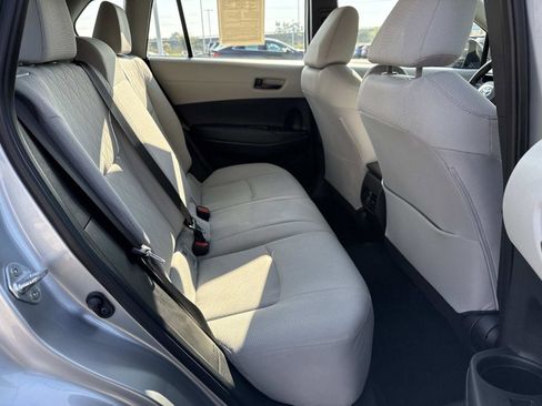 Used 2022 Toyota Corolla Cross L image 18