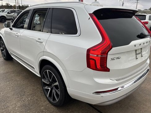 Used 2022 Volvo XC90 T8 Inscription Expression w/ Advanced Package image 7