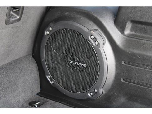 Used 2023 Jeep Wrangler Unlimited Sahara w/ Cold Weather Group AWD/4WD image 33