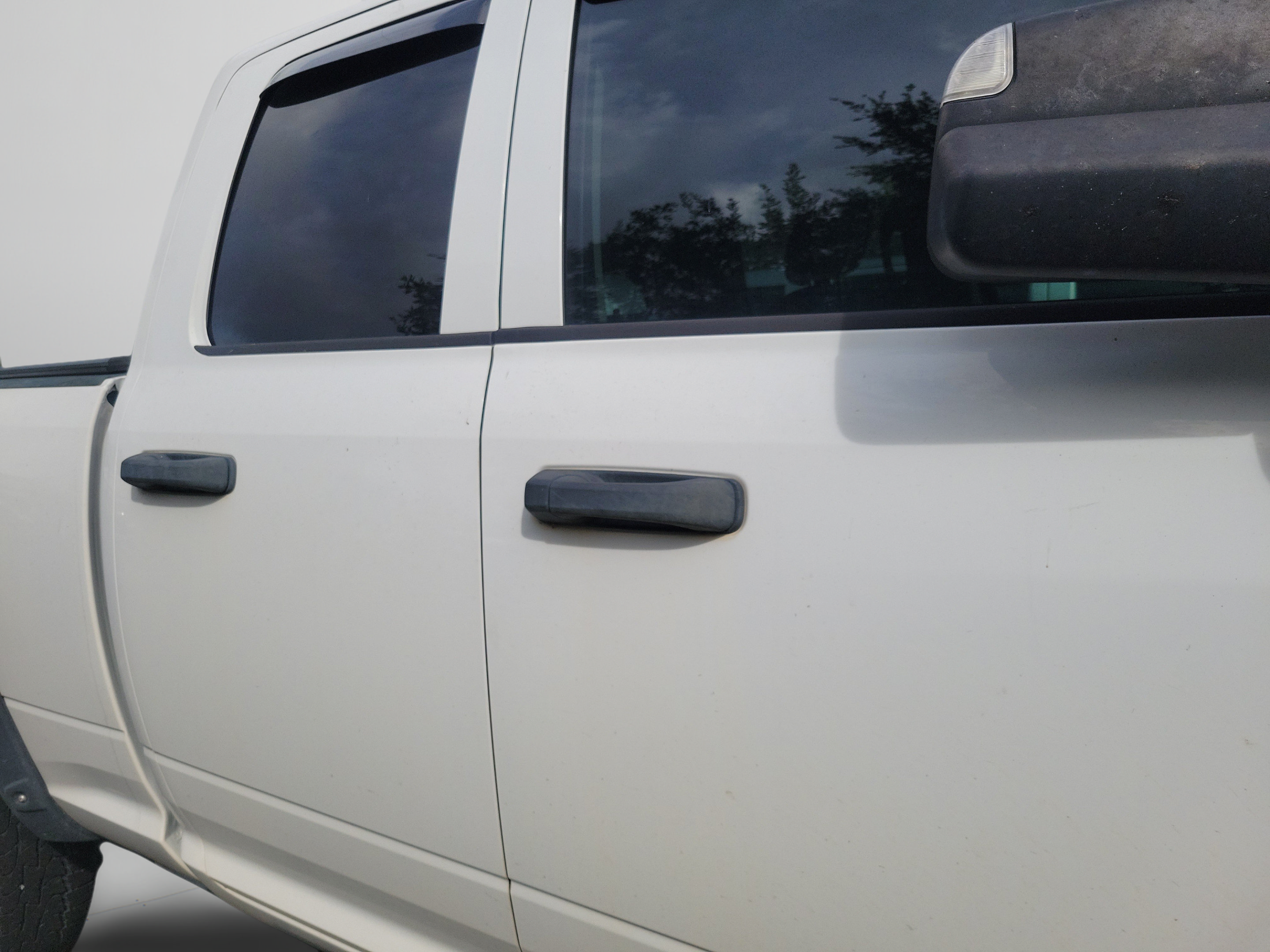 Used 2018 RAM 1500 Express RWD image 19