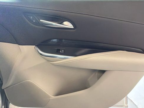 Used 2021 Cadillac XT4 Premium Luxury image 31