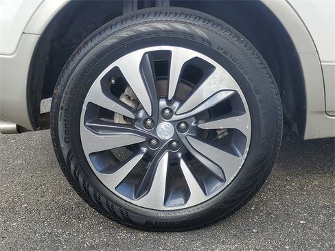 Used 2021 Buick Encore Preferred image 6