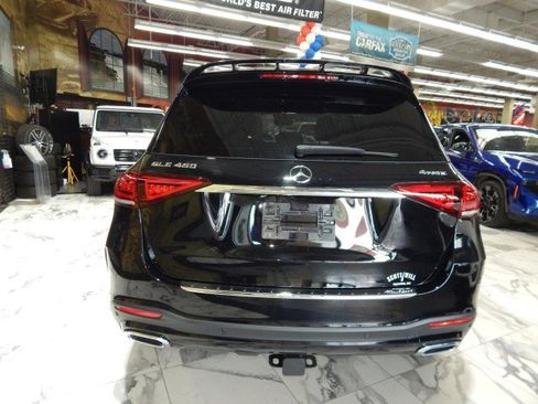 Used 2023 Mercedes-Benz GLE 450 4MATIC w/ AMG Line Exterior image 6