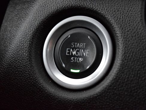 Used 2024 Chevrolet Colorado W/T w/ WT Convenience Package II image 15