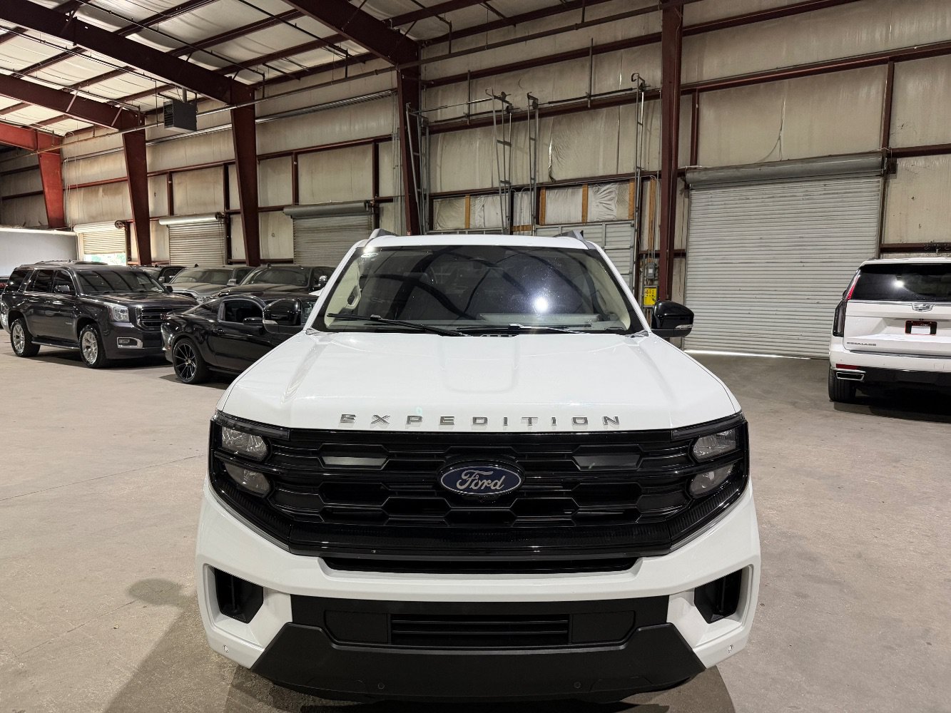 Used 2025 Ford Expedition Active AWD/4WD image 10