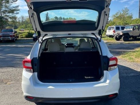 Used 2019 Subaru Impreza 2.0i Premium AWD/4WD image 23