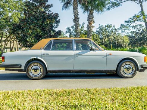 Used 1990 Rolls-Royce Silver Spur II image 9