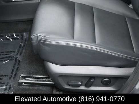 Used 2025 Nissan Rogue SL FWD image 18